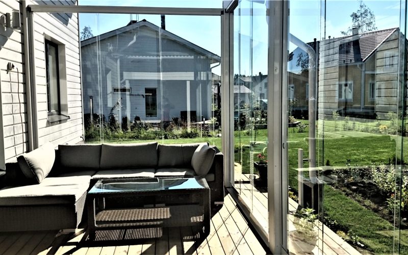 безрамное остекление террасы